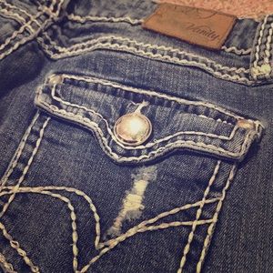 Vanity Premium Collection Dakota Flare